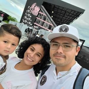 Meet your Posher, Anielka